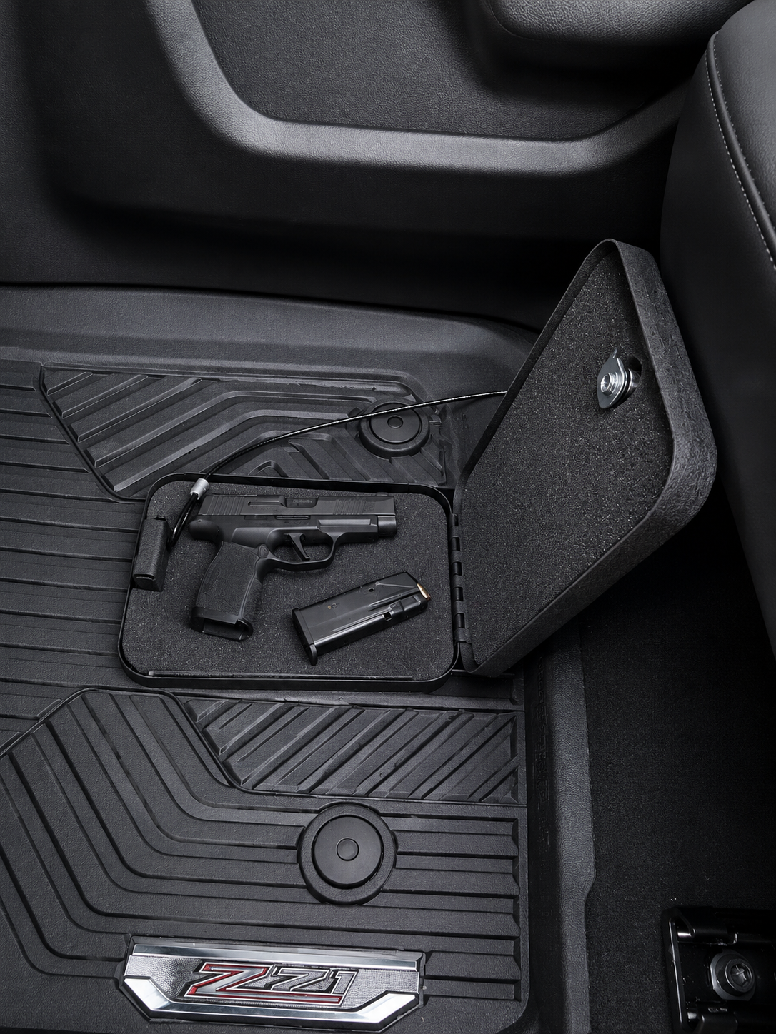 Magnum Key-Lock Security Case safe and cable